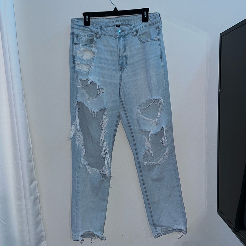 American eagle Mom jeans